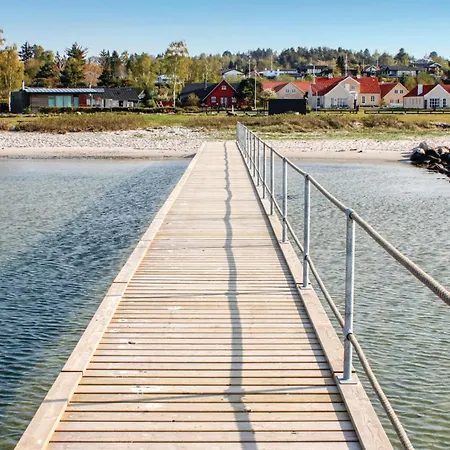 Stunning Home In Ebeltoft With Sauna *
