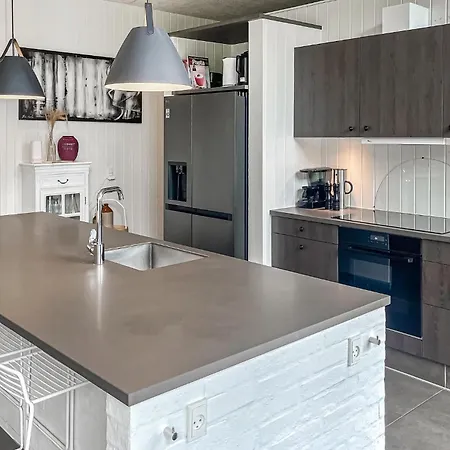 Stunning Home In Ebeltoft With Sauna 度假居
